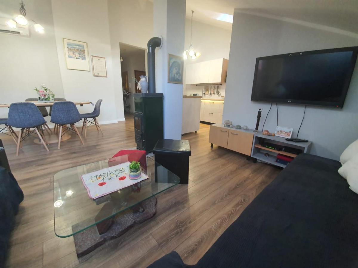 Apartment D Free Parking & Wifi, Walking Distance To Centrum Zadar Buitenkant foto